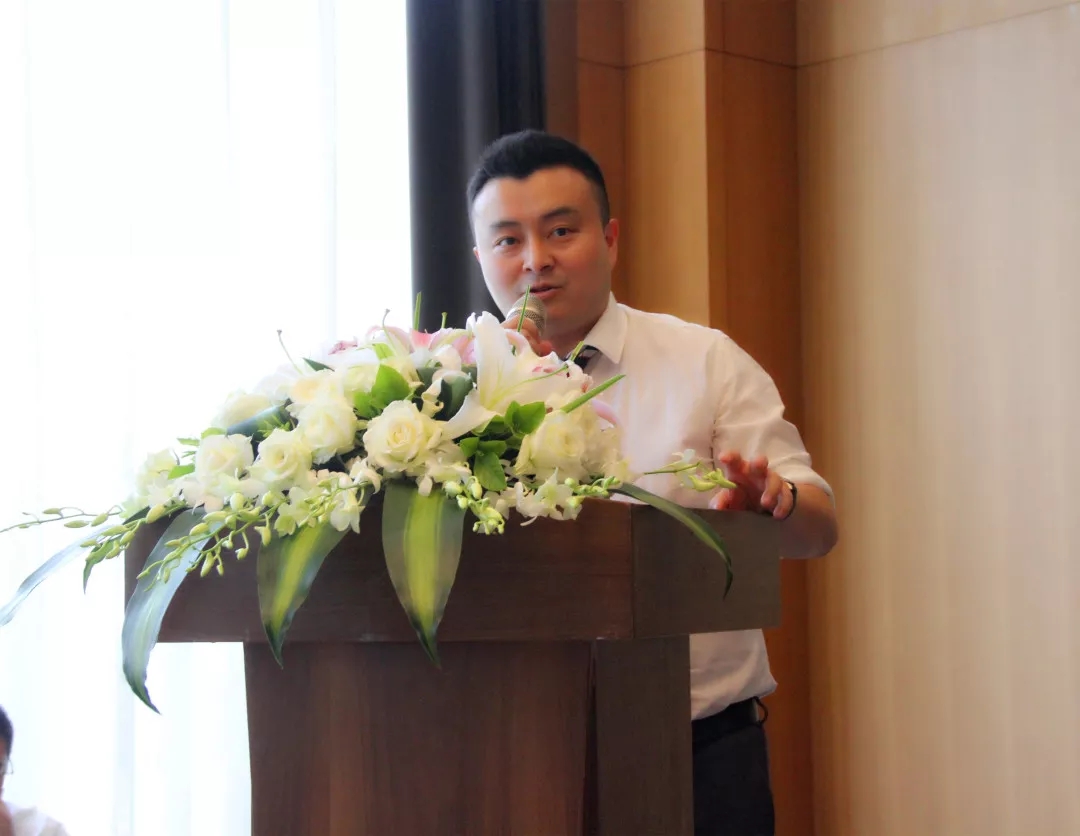 1561963901132206.jpg 640.webp (2).jpg